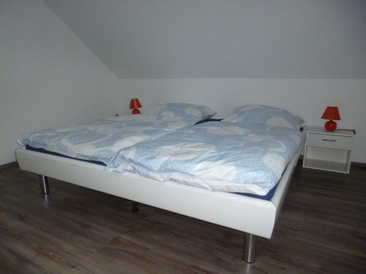 Ferienwohnung Auf Dem Lechsberg Fuchstal Exteriör bild